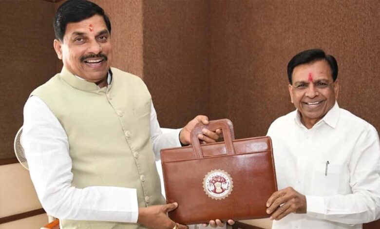 mp-budget-2026:-लाड़ली-बहना-योजना-पर-23,882-करोड़-का-बड़ा-खर्च,-जानिए-क्या-बदला