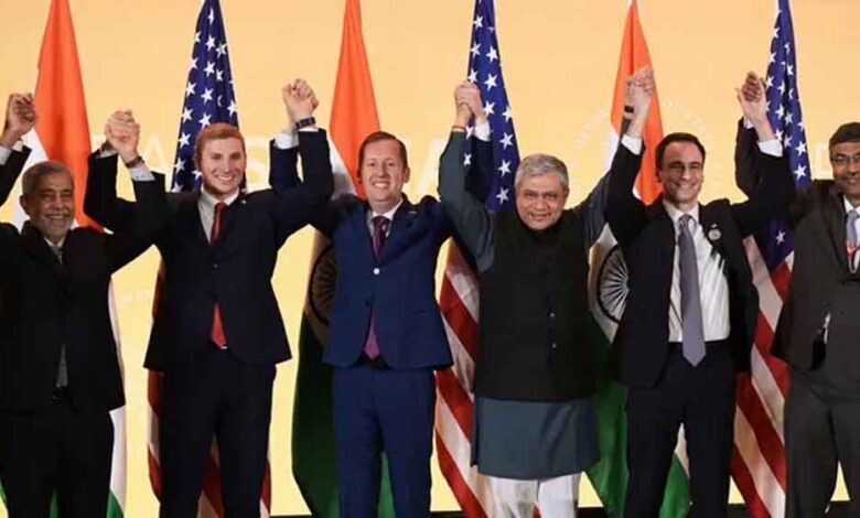 ai-की-ग्लोबल-रेस-में-भारत-की-बड़ी-छलांग,-चीन-बाहर-और-पाकिस्तान-को-नहीं-मिली-जगह