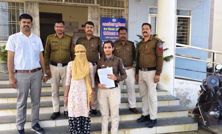 mp-में-साइबर-ठगी-का-खुलासा:-फर्जी-बिजली-कर्मचारी-बनकर-sbi-से-10.50-लाख-की-ठगी