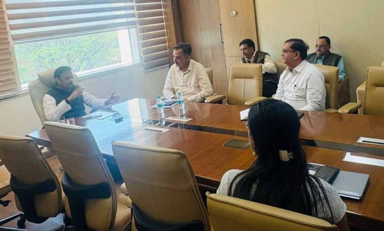 बीहर-रिवर-फ्रंट-शेष-कार्य-को-शीघ्र-पूर्ण-करें:-उप-मुख्यमंत्री-शुक्ल