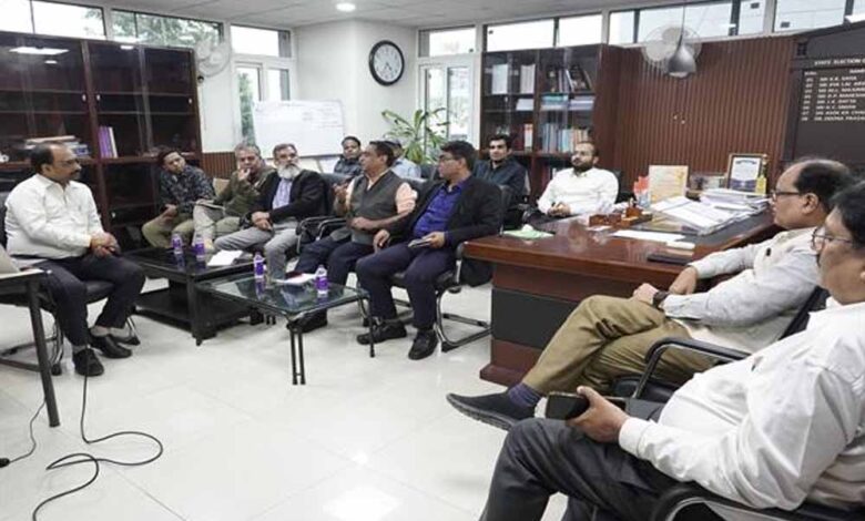 मप्र.-राज्य-निर्वाचन-आयोग-की-टीम-ने-जाना-बिहार-राज्य-निर्वाचन-आयोग-के-नवाचार