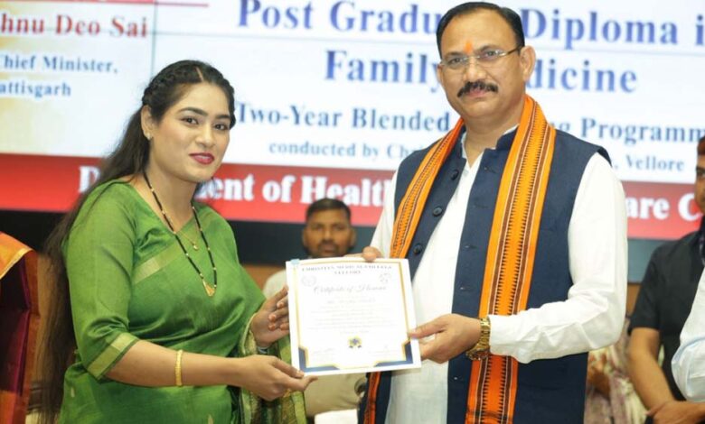 रायपुर-:-व्यावहारिक-कौशल-से-समाज-के-अंतिम-व्यक्ति-तक-बेहतर-स्वास्थ्य-सेवाएं-पहुंचाने-में-चिकित्सक-निभाएंगे-अग्रणी-भूमिका-–-मंत्री-जायसवाल