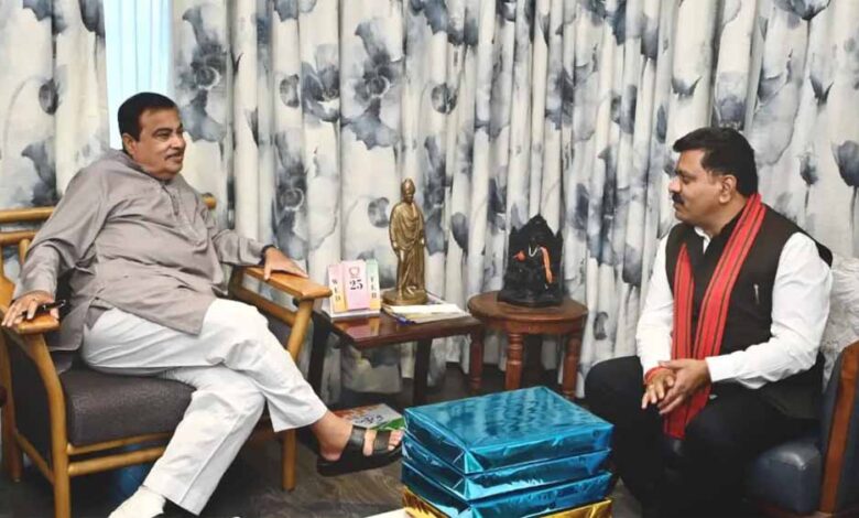 nh-30-के-122-किमी-हिस्से-को-4-लेन-करने-का-प्रस्ताव,-डिप्टी-सीएम-विजय-शर्मा-ने-केंद्रीय-मंत्री-गडकरी-से-की-मुलाकात