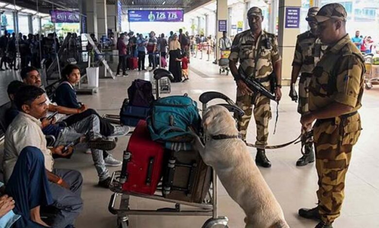 खामेनेई-की-मौत-के-बाद-भारत-में-हाईअलर्ट,-कानून-व्यवस्था-में-उल्लंघन-पर-सख्त-कार्रवाई-की-चेतावनी