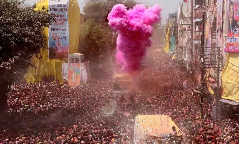 इंदौर-में-देश-का-सबसे-बड़ा-रंगोत्सव:-4-किमी-जुलूस,-5-घंटे-का-जश्न,-तोप-मिसाइलों-से-होगी-पुष्प-वर्षा