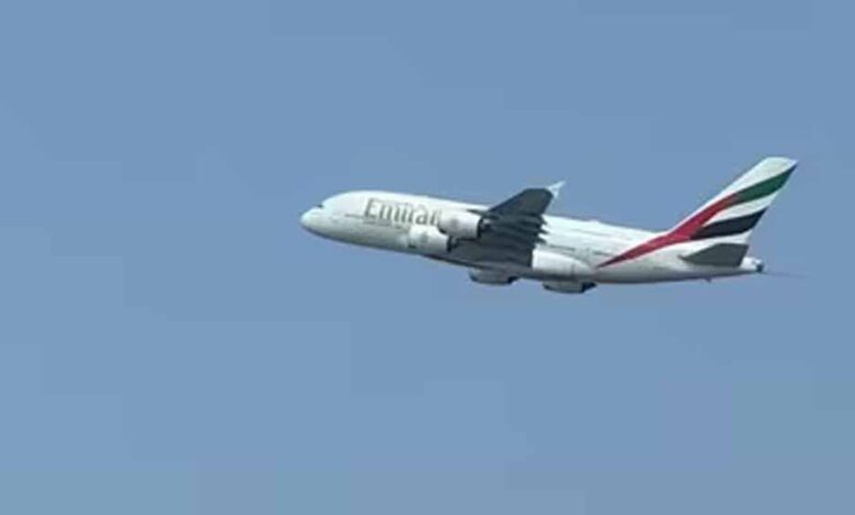 मिसाइल-और-ड्रोन-खतरे-के-बीच-चुनौतीपूर्ण-विमान-यात्रा,-पायलटों-की-कड़ी-मेहनत