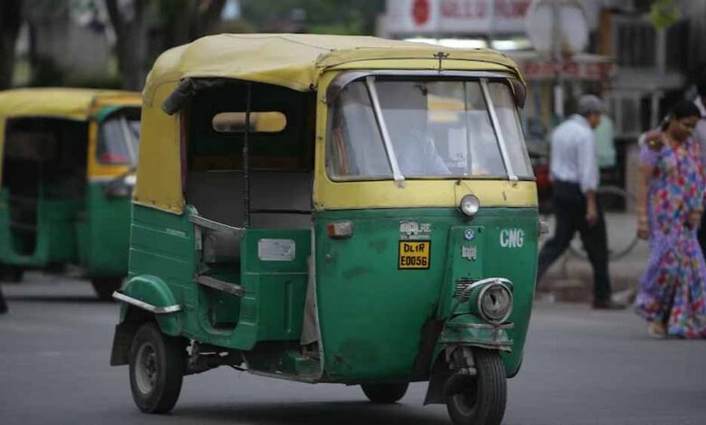 महाराष्ट्र-में-नए-ऑटो-रिक्शा-परमिट-पर-रोक:-ट्रैफिक,-प्रदूषण-और-बढ़ती-प्रतिस्पर्धा-बनी-वजह