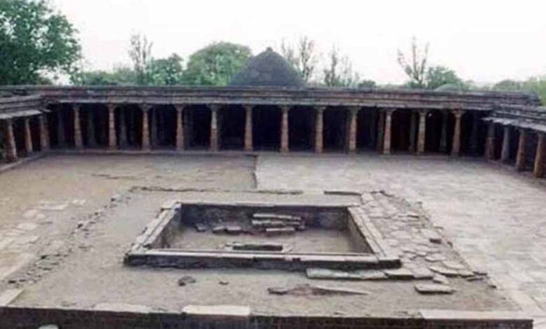 धार-भोजशाला-विवाद-में-2189-पेज-की-रिपोर्ट-दाखिल,-mp-हाईकोर्ट-में-दोनों-पक्ष-करेंगे-बहस