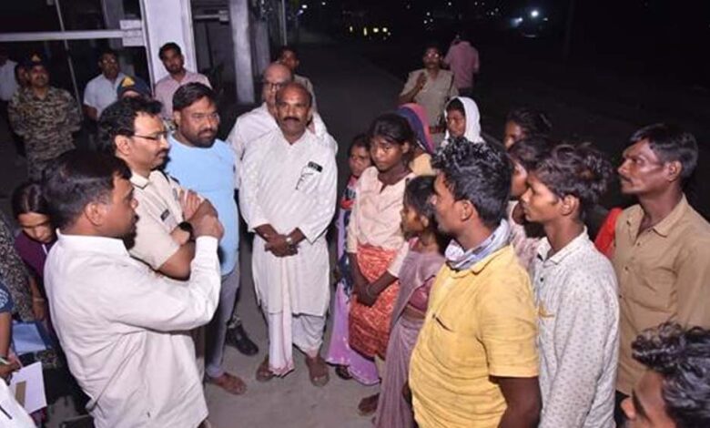 तमिलनाडु-में-बंधुआ-बनाए-गए-24-श्रमिकों-का-प्रशासन-ने-कराया-सफल-रेस्क्यू