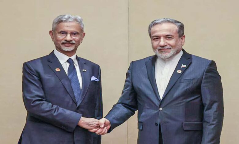 स्ट्रेट-ऑफ-होर्मुज-से-भारतीय-जहाजों-की-आवाजाही,-जयशंकर-अराघची-के-फोन-कॉल-में-बनी-सहमति