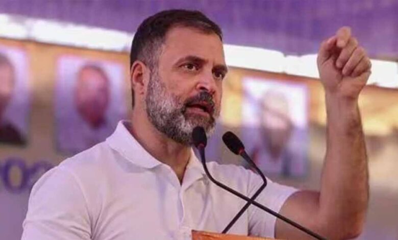 सावरकर-टिप्पणी-केस-में-राहुल-गांधी-को-राहत,-कोर्ट-ने-आपराधिक-मानहानि-मामला-किया-बंद