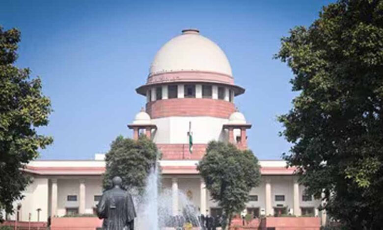 obc-आरक्षण-पर-सुप्रीम-कोर्ट-की-टिप्पणी:-सिर्फ-आय-नहीं,-क्रीमी-लेयर-तय-करने-के-और-भी-मानक