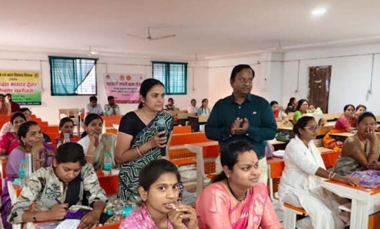 मिशन-वात्सल्य-अंतर्गत-जिला-स्तरीय-प्रशिक्षण-कार्यक्रम-आयोजित