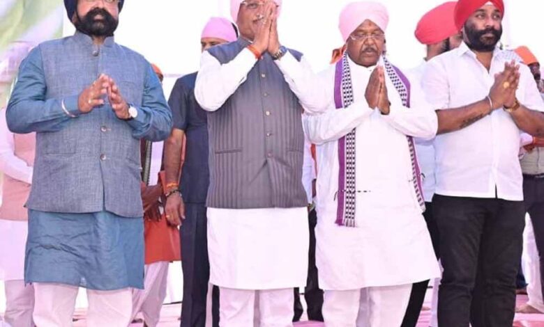 गढ़फुलझर-नानकसागर-में-होला-मोहल्ला-कार्यक्रम-में-शामिल-हुए-मुख्यमंत्री-विष्णु-देव-साय