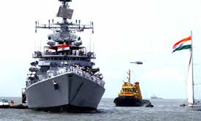 स्ट्रेट-ऑफ-होर्मुज-से-सुरक्षित-लौट-रहे-भारतीय-जहाज,-नेवी-के-वॉरशिप-दे-रहे-एस्कॉर्ट