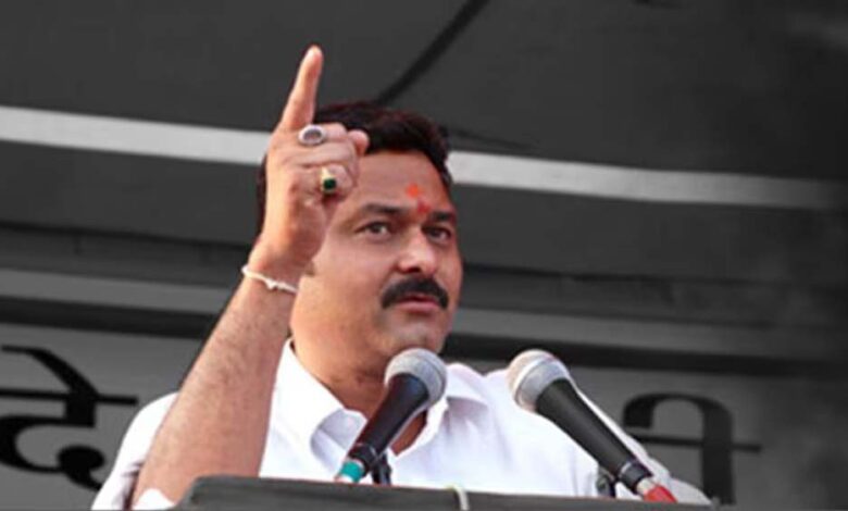 बीजेपी-विधायक-संजय-पाठक-पर-नया-संकट,-जज-को-फोन-लगाने-के-मामले-में-कार्रवाई-की-मांग