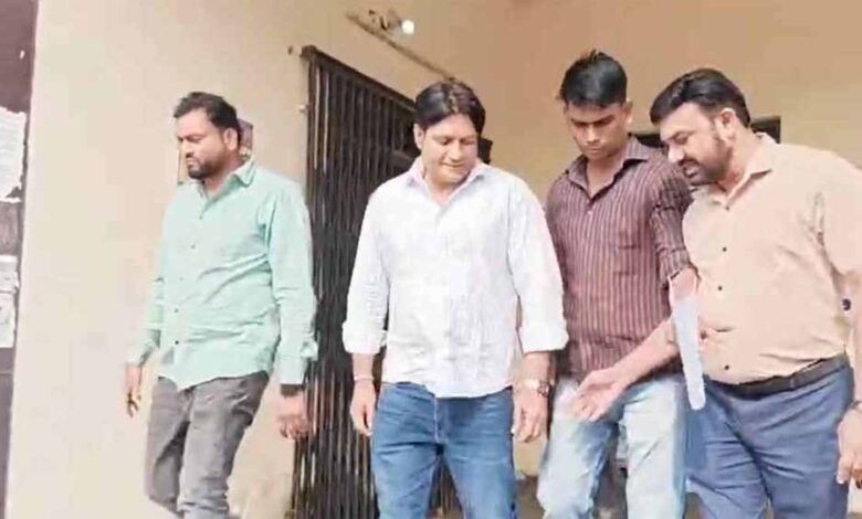 cseb-ग्रामीण-कार्यालय-पर-acb-का-छापा,-जेई-एई-समेत-तीन-कर्मचारी-रिश्वत-लेते-पकड़े