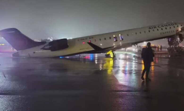 न्यूयॉर्क-एयरपोर्ट-पर-बड़ा-हादसा:-एयर-कनाडा-का-विमान-फायर-ट्रक-से-टकराया,-4-घायल