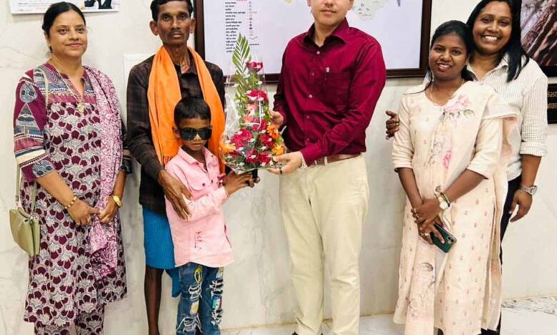 बस्तर-के-नन्हे-ललित-की-आंखों-में-लौटी-रोशनी-जिला-अस्पताल-में-हुआ-जन्मजात-मोतियाबिंद-का-सफल-ऑपरेशन