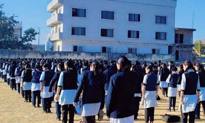 सांदीपनि-स्कूल-के-रिजल्ट-से-मचा-भूचाल,-332-में-से-245-छात्र-फेल,-प्रिंसिपल-को-जारी-नोटिस