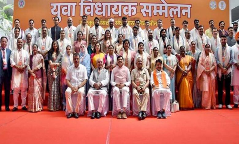 राजनीति-में-विनम्रता,-मर्यादा-और-अनुशासन-आवश्यक-:-मुख्यमंत्री-डॉ.-यादव