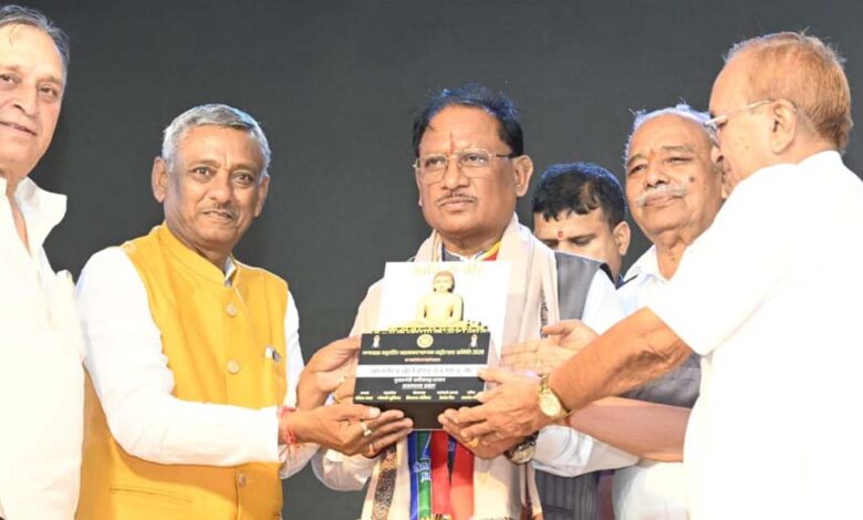 भगवान-महावीर-का-सत्य-अहिंसा-का-संदेश-हमारा-पथ-प्रदर्शक-मुख्यमंत्री-साय