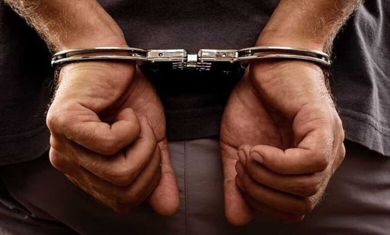 बंगाल-में-पकड़े-गए-14-बांग्लादेशी-नागरिक,-फर्जी-आधार,-मलेशियाई-करेंसी-और-कश्मीर-का-प्लान-हुआ-उजागर