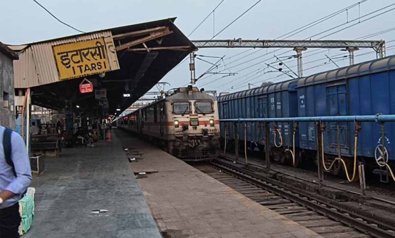 मेंटेनेंस-के-चलते-20-दिन-बंद-रहेंगी-छत्तीसगढ़,-गोंडवाना-और-समता-एक्सप्रेस-सेवाएं