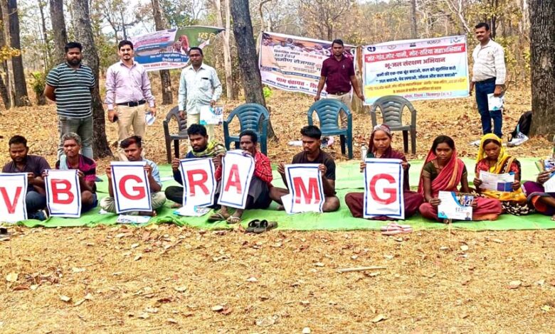 रोजगार-दिवस-पर-मोर-गांव-मोर-पानी-से-जल-संरक्षण-को-नई-धार,-युवाओं-की-भागीदारी-पर-जोर