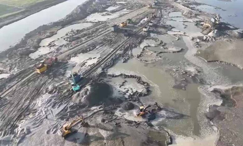 खारंग-नदी-क्षेत्र-में-हादसे-पर-प्रशासन-सख्त,-अवैध-उत्खनन-पर-लगातार-कार्रवाई