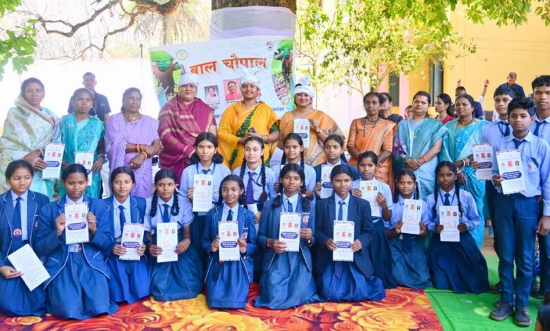 जहां-गूंजता-था-लालातंक-वहां-लगी-बाच-चौपाल