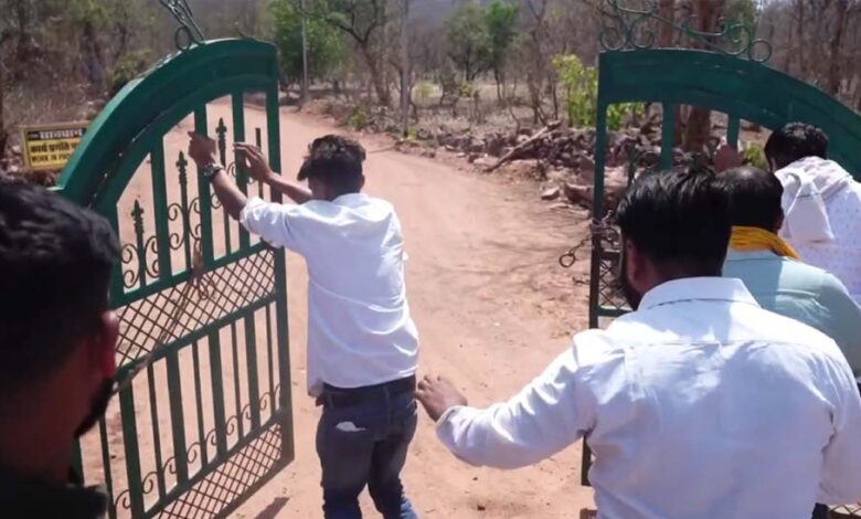 छतरपुर-में-यूथ-कांग्रेस-प्रदेश-उपाध्यक्ष-सहित-50-युवकों-के-खिलाफ-fir,-केन-बेतवा-आंदोलनकारियों-से-जबरन-मिलने-पर-मामला-दर्ज