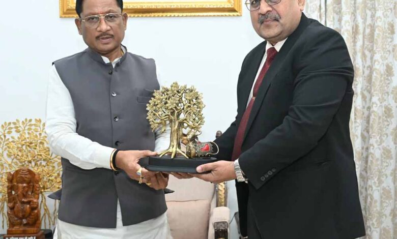 cm-साय-से-iocl-के-cgm-की-मुलाकात,-प्रदेश-में-ईंधन-आपूर्ति-मजबूत-करने-पर-फोकस