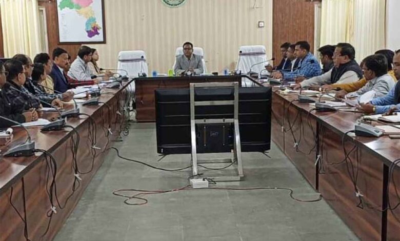 कलेक्टर-का-बड़ा-निर्देश:-5-वर्षीय-समग्र-विकास-योजना-तैयार-करें,-dmf-नियमों-का-सख्ती-से-पालन-अनिवार्य