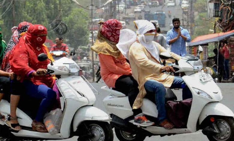 मध्य-प्रदेश-में-हीट-वेव-अलर्ट:-10-जिलों-में-बढ़े-तापमान,-नर्मदापुरम-और-खजुराहो-बने-सबसे-गर्म