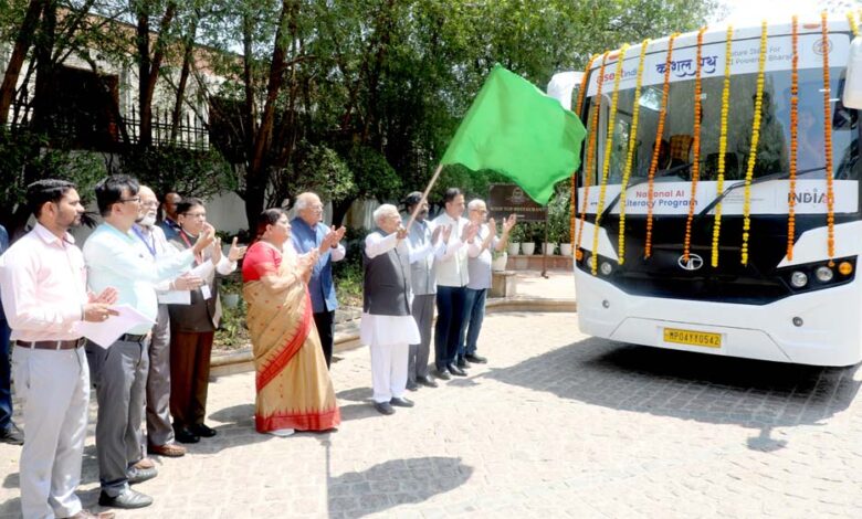 कौशल-और-सामाजिक-उद्यमिता-से-होगा-भारत-विकसित-:-राज्यपाल-पटेल