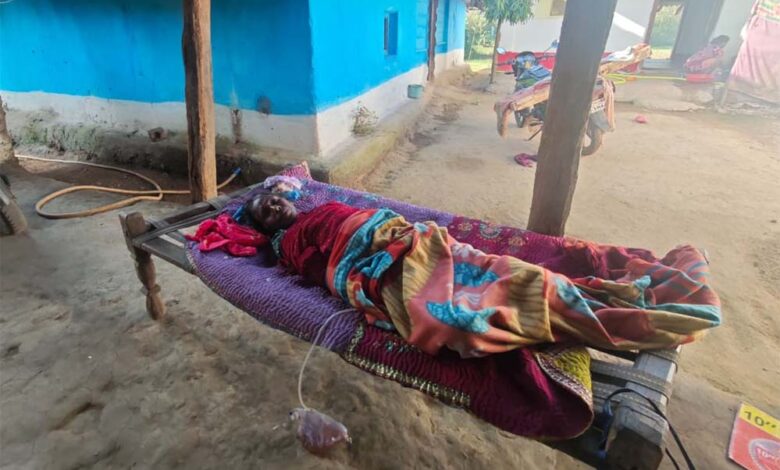 कैंसर-पीड़ित-महिला-को-जिला-अस्पताल-में-कराया-गया-भर्ती,-कलेक्टर-ने-बेहतर-उपचार-के-दिए-निर्देश