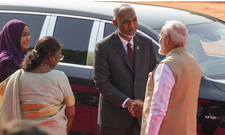 संकट-में-भारत-का-बड़ा-कदम,-मालदीव-को-30-अरब-रुपये-की-मदद-प्रदान-की-मुइज्जु-सरकार-ने