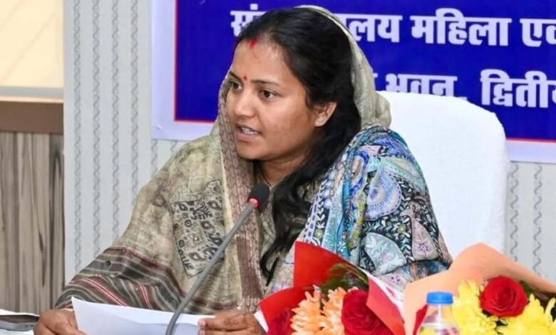 भीषण-गर्मी-में-बच्चों-की-सुरक्षा-सर्वोपरि:-मंत्री-लक्ष्मी-राजवाड़े