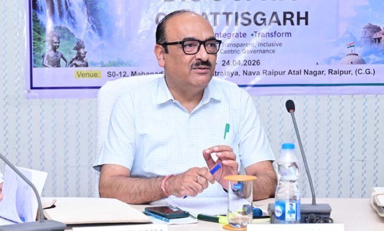 आम-जनता-को-शासन-की-फ्लैगशिप-योजनाओं-का-लाभ-दिलाने-के-लिए-सूचना-प्रौद्योगिकी-का-अधिकतम-इस्तेमाल-करें:-मुख्य-सचिव-विकासशील