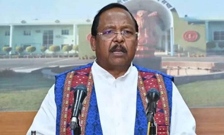 राज्य-में-नहीं-है-खाद-की-कमी,-पंजीकृत-रकबे-के-मुताबिक-सभी-किसानों-को-मिलेगी-समय-पर-खाद:-कृषि-मंत्री-रामविचार-नेताम