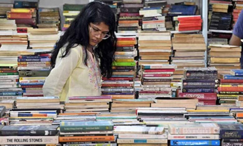 निजी-स्कूलों-की-मनमानी-खत्म:-scert-की-मुफ्त-किताबें-देने-का-आदेश