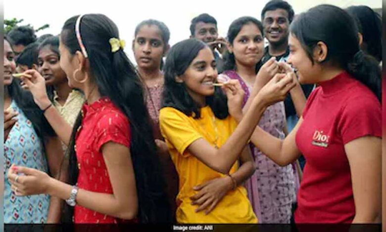 त्तराखंड-बोर्ड-रिजल्ट-2026-जार,10वीं-में-9210%-और-12वीं-में-85.11%-छात्र-पास