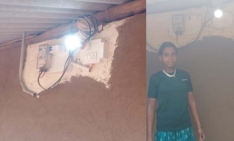 दशकों-का-अँधेरा-टूटा,-अबूझमाड़-के-ईरपानार-गाँव-में-पहली-बार-पहुँची-बिजली