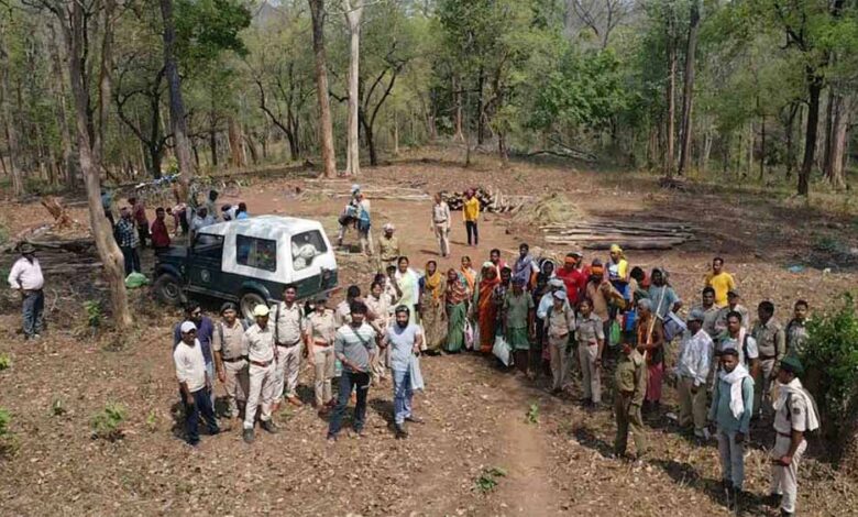 udanti-sitanadi-tiger-reserve-में-अतिक्रमण-की-कोशिश-नाकाम,-वन-विभाग-ने-22-लोगों-को-किया-गिरफ्तार