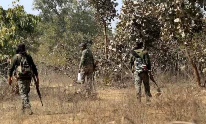 जगरगुंडा-में-टूटी-दहशत-की-दीवार,-नक्सलमुक्त-होते-ही-खाकी-की-वापसी-से-लौटी-रौनक