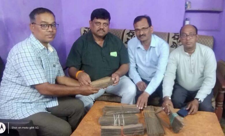 ज्ञान-भारतम्-अभियान:-एमसीबी-जिले-में-पांडुलिपि-सर्वे-शुरू,-1850-की-दुर्लभ-हस्तलिखित-धरोहर-का-डिजिटलीकरण