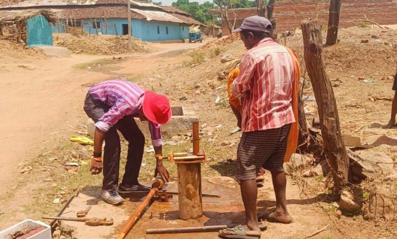 भीषण-गर्मी-में-ग्रामीणों-को-मिली-बड़ी-राहत:-भरतपुर-के-कई-गाँवों-में-खराब-हैंडपंप-हुए-दुरुस्त