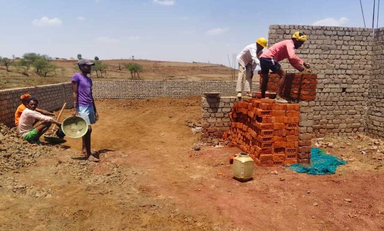 सरपंच-और-सचिव-कर-रहे-अपने-मन-की-राज-ग्रामीणों-ने-लगाया-आरोप