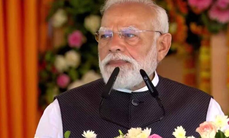 हरदोई-में-गंगा-एक्सप्रेसवे-का-उद्घाटन,-पीएम-मोदी-ने-यूपी-की-राजनीति-पर-बोला-हमला